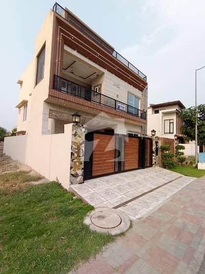 10 marla barnd new house for sale Dareem garden 10 marla barnd new house for sale Dareem garden
