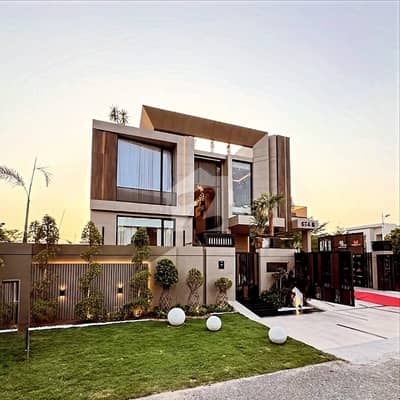 ڈی ایچ اے فیز 6 - بلاک سی فیز 6,ڈیفنس (ڈی ایچ اے),لاہور میں 5 کمروں کا 1 کنال مکان 8.77 کروڑ میں برائے فروخت۔