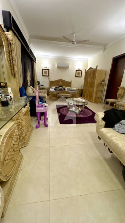 FULLY RENOVATED 500 SQ YARDS VILLA FOR SALE FULLY RENOVATED 500 SQ YARDS VILLA FOR SALE