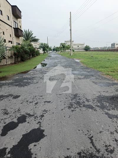 کاکیزئی ہاؤسنگ سوسائٹی - فیز 1 ککے زئی ہاؤسنگ سوسائٹی,لاہور میں 1 کنال رہائشی پلاٹ 2.1 کروڑ میں برائے فروخت۔ کاکیزئی ہاؤسنگ سوسائٹی - فیز 1 ککے زئی ہاؤسنگ سوسائٹی,لاہور میں 1 کنال رہائشی پلاٹ 2.1 کروڑ میں برائے فروخت۔