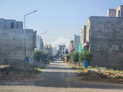 In Al-Kabir Phase 2 - Umer Block Residential Plot Sized 5 Marla For sale