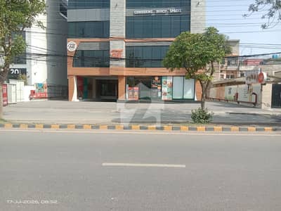 جوہر ٹاؤن لاہور میں 2 کنال عمارت 16.0 ارب میں برائے فروخت۔