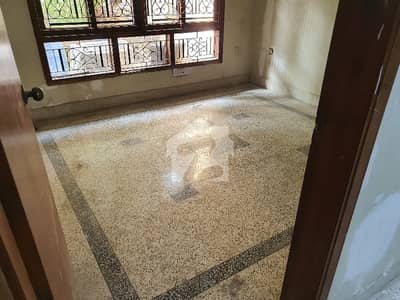 نارتھ ناظم آباد ۔ بلاک ایل نارتھ ناظم آباد,کراچی میں 3 کمروں کا 10 مرلہ زیریں پورشن 85.0 ہزار میں کرایہ پر دستیاب ہے۔