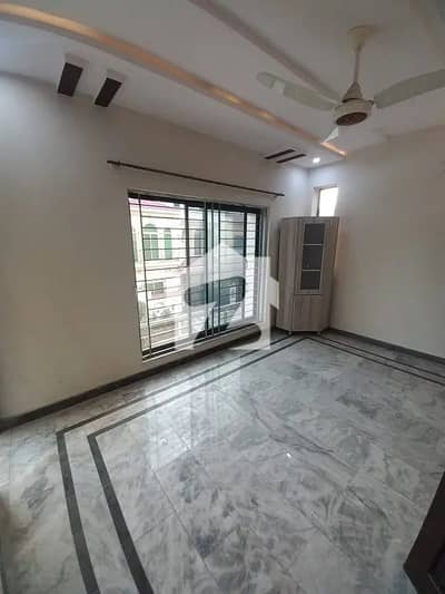 5 Marla House Available For Rent In Canal Gardens Lahore