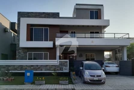 بحریہ ٹاؤن فیز 5 بحریہ ٹاؤن راولپنڈی,راولپنڈی میں 3 کمروں کا 1 کنال زیریں پورشن 1.25 لاکھ میں کرایہ پر دستیاب ہے۔