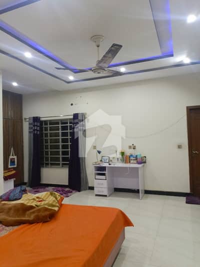 10 Marla Lower Portion Available For Rent In Architect Society