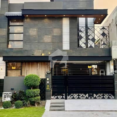 Dha Phase 7, 10 Marla Full House Sumi Furnished For Rent Dha Phase 7, 10 Marla Full House Sumi Furnished For Rent