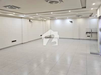 بحریہ ٹاؤن سیکٹر ای بحریہ ٹاؤن,لاہور میں 2 مرلہ Studio دکان 1.32 کروڑ میں برائے فروخت۔