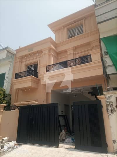 Elegant 5 Marla Designer House for Sale