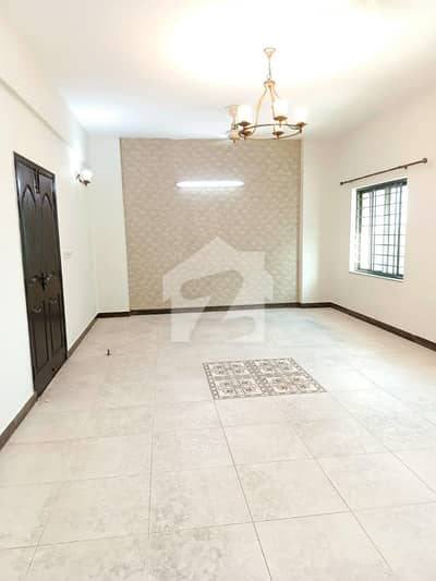 10 Marla 3 Bed Fully Renovated Flat For Rent Askari 11 Sec B