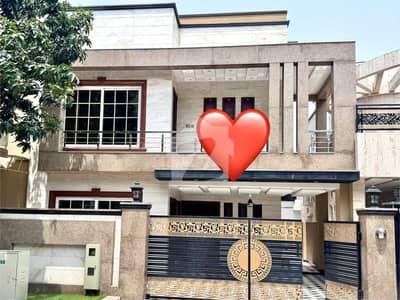 10 Marla Brand New House Available For Sale