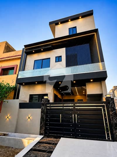 5 Marla Brand New House Available For Sale