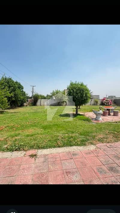 1 kanal Plot For sale in chinar Bagh Society Raiwind Road Lahore Rachna Block