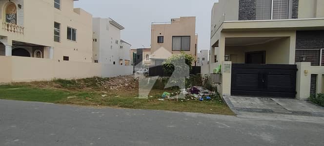 ** Premium 5 Marla Plot for Sale in DHA 9 Town | Ideal Location, Affordable Price**