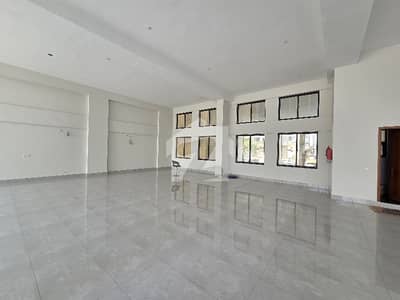 400 square yards Ground floor available for rent near khayaban-e-shaheen phase 8