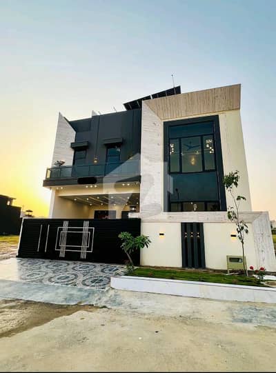 10 MARLA BRAND NEW HOUSE ON PRIME LOCATION WITH SOLID CONSTRUCTION AVAILABLE FOR SALE IN BAHRIA TOWN 10 MARLA BRAND NEW HOUSE ON PRIME LOCATION WITH SOLID CONSTRUCTION AVAILABLE FOR SALE IN BAHRIA TOWN