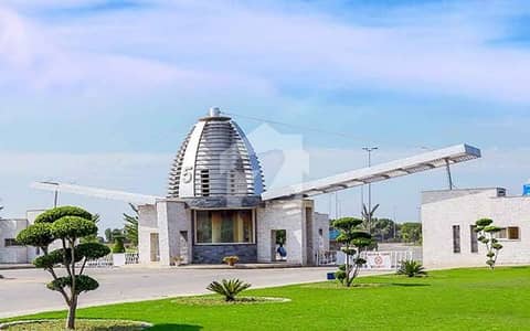 Excellent Location 8 Marla plot for Sale in Bahria orchard phase 3 Prime investment fully on ground plot on main blouvard open form no transfer feee