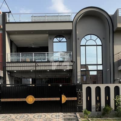 10 Marla Semi Furnished House