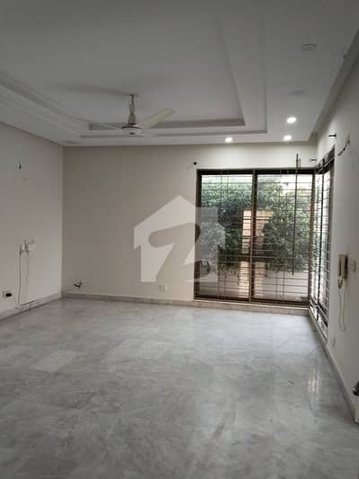1 Kanal Full House Available For Rent In DHA Phase 8 Ex Park View