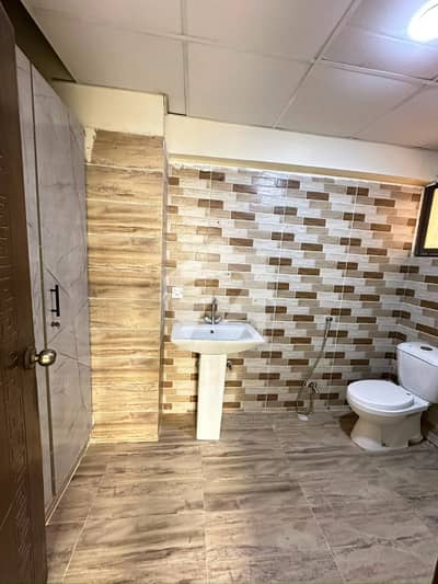 Prime Location Burj-Ul-Harmain Flat For Rent Sized 2200 Square Feet