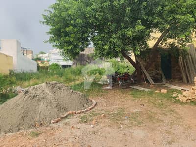 اڈیالہ روڈ راولپنڈی میں 10 مرلہ رہائشی پلاٹ 1.25 کروڑ میں برائے فروخت۔