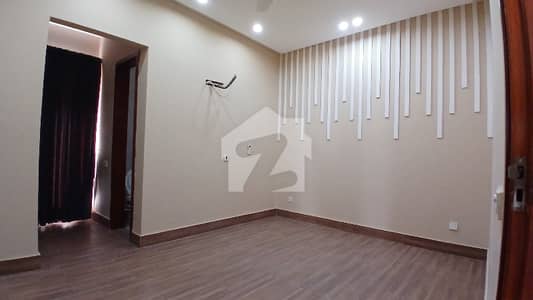 ڈی ایچ اے فیز 1 ڈی ایچ اے ڈیفینس,ملتان میں 3 کمروں کا 1 کنال بالائی پورشن 99.0 ہزار میں کرایہ پر دستیاب ہے۔ ڈی ایچ اے فیز 1 ڈی ایچ اے ڈیفینس,ملتان میں 3 کمروں کا 1 کنال بالائی پورشن 99.0 ہزار میں کرایہ پر دستیاب ہے۔