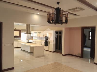LUXURY 1,000 SQ YD BUNGALOW FOR RENT ON MAIN KHAYABAN-E-MUHAFIZ, DHA PHASE 6, KARACHI