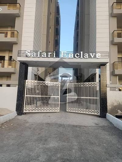 سفاری اینکلیو آپارٹمنٹس یونیورسٹی روڈ,کراچی میں 2 کمروں کا 5 مرلہ فلیٹ 1.55 کروڑ میں برائے فروخت۔ سفاری اینکلیو آپارٹمنٹس یونیورسٹی روڈ,کراچی میں 2 کمروں کا 5 مرلہ فلیٹ 1.55 کروڑ میں برائے فروخت۔