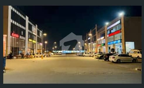 5 Marla Commercial Full Building In Business Bay Is Available For Rent