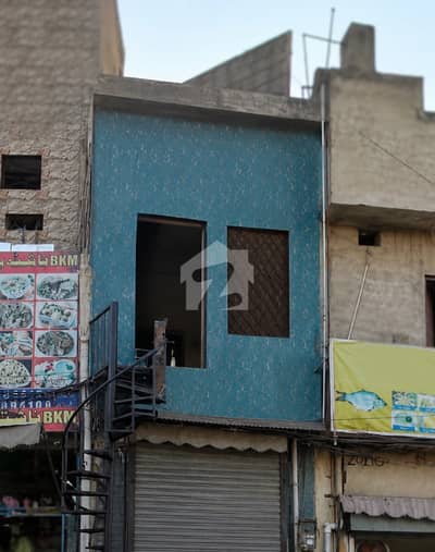Shop//Building For Rent Total 6 Marla