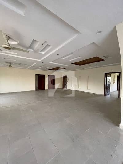2 kanal house for rent in nfc society