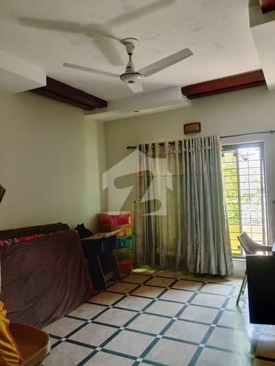 10 Marla house for sale in E2 block 10 Marla house for sale in E2 block