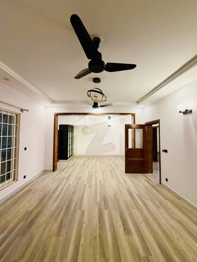Brand New 1 Kanal Open Basement for Rent
