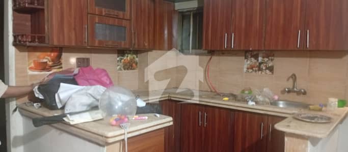 2BL 4 FLOOR LEASE VERY GOOD CONDITION. . .