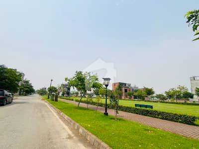 Premium 7 Marla Pair Plot for Sale in Sector M8 Lake City
