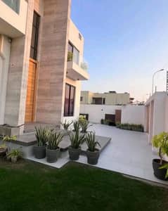BRAND NEW 2-YEAR-OLD 500 SQ YD LUXURY BUNGALOW FOR RENT ON ZULFIQAR STREET, DHA PHASE 8, KARACHI
