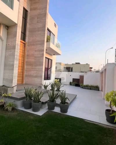 ڈی ایچ اے فیز 8 ڈی ایچ اے ڈیفینس,کراچی میں 6 کمروں کا 1 کنال مکان 8.0 لاکھ میں کرایہ پر دستیاب ہے۔ ڈی ایچ اے فیز 8 ڈی ایچ اے ڈیفینس,کراچی میں 6 کمروں کا 1 کنال مکان 8.0 لاکھ میں کرایہ پر دستیاب ہے۔