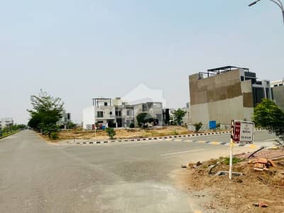 7 Marla Prime Location Plot for Sale in Sector M8 Lake City Lahore