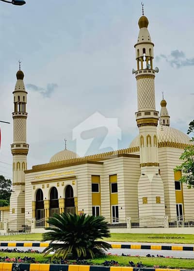 1 Kanal Sunfacing With Open Front Plot For Sale In A Block