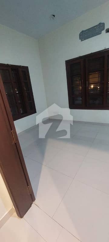 2600 sq ft commercial space available for rent VIP location of shaheede millat road. 2600 sq ft commercial space available for rent VIP location of shaheede millat road.
