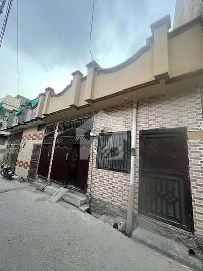 رینج روڈ راولپنڈی میں 2 کمروں کا 3 مرلہ مکان 70.0 لاکھ میں کرایہ پر دستیاب ہے۔