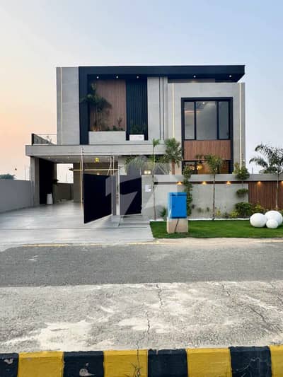 ONE KANAL LIKE BRAND NEW LUSH HOUSE FOR RENT IN DHA 2 ISB
