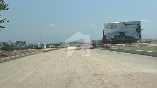 Margalla Orchard Corner commercial Plot with Extra land Profit Dem 3 Crore Save 3 Crore Best For Investment