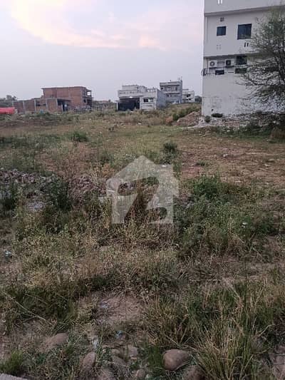 جناح گارڈنز فیز 1 جناح گارڈنز,ایف ای سی ایچ ایس,اسلام آباد میں 7 مرلہ رہائشی پلاٹ 1.45 کروڑ میں برائے فروخت۔