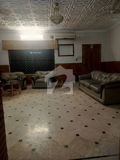 Beautiful Upper Portion Separate Gate Available For Rent In G-11