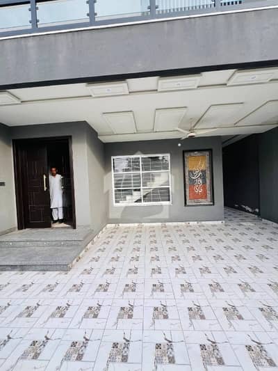 14 Marla Luxury House With 10 KVA Solar Install Available For Sale In Eden Valley Canal Road Faisalabad 14 Marla Luxury House With 10 KVA Solar Install Available For Sale In Eden Valley Canal Road Faisalabad