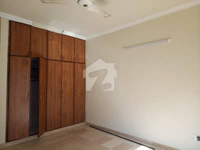 ای ۔ 11/3 ای ۔ 11,اسلام آباد میں 3 کمروں کا 1 کنال زیریں پورشن 1.3 لاکھ میں کرایہ پر دستیاب ہے۔