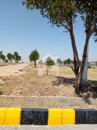 ڈی ایچ اے ویلی - بلیوبیل سیکٹر ڈی ایچ اے ویلی,ڈی ایچ اے ڈیفینس,اسلام آباد میں 8 مرلہ رہائشی پلاٹ 65.0 لاکھ میں برائے فروخت۔ ڈی ایچ اے ویلی - بلیوبیل سیکٹر ڈی ایچ اے ویلی,ڈی ایچ اے ڈیفینس,اسلام آباد میں 8 مرلہ رہائشی پلاٹ 65.0 لاکھ میں برائے فروخت۔