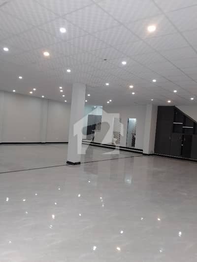 آئی ۔ 10 اسلام آباد میں 8 مرلہ Studio عمارت 4.2 لاکھ میں کرایہ پر دستیاب ہے۔