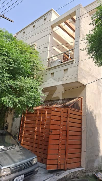 جوبلی ٹاؤن لاہور میں 4 کمروں کا 3 مرلہ مکان 1.65 کروڑ میں برائے فروخت۔ جوبلی ٹاؤن لاہور میں 4 کمروں کا 3 مرلہ مکان 1.65 کروڑ میں برائے فروخت۔